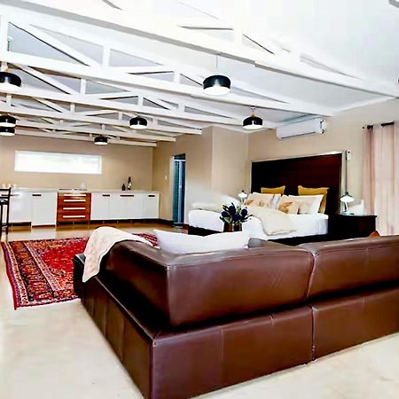פורט אליזבת' Munro Suites מראה חיצוני תמונה