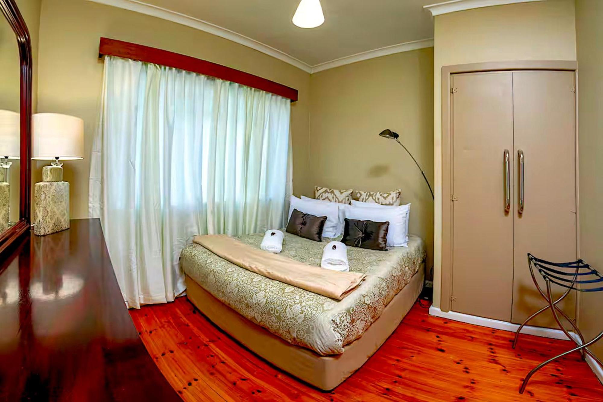 פורט אליזבת' Munro Suites מראה חיצוני תמונה