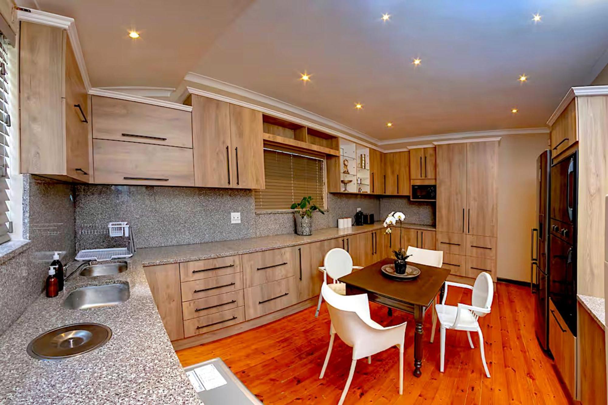 פורט אליזבת' Munro Suites מראה חיצוני תמונה